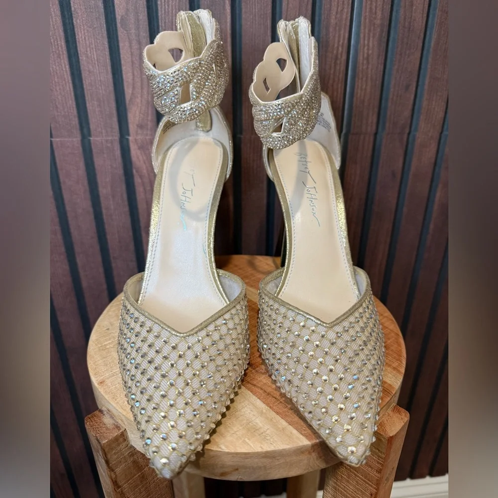 Betsey Johnson Jad Gold Pearl Mesh Heels Size 9 | Vegas Sparkle Party Glam - Picture 3 of 6